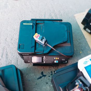 Máy in màu Epson wf7610 cũ